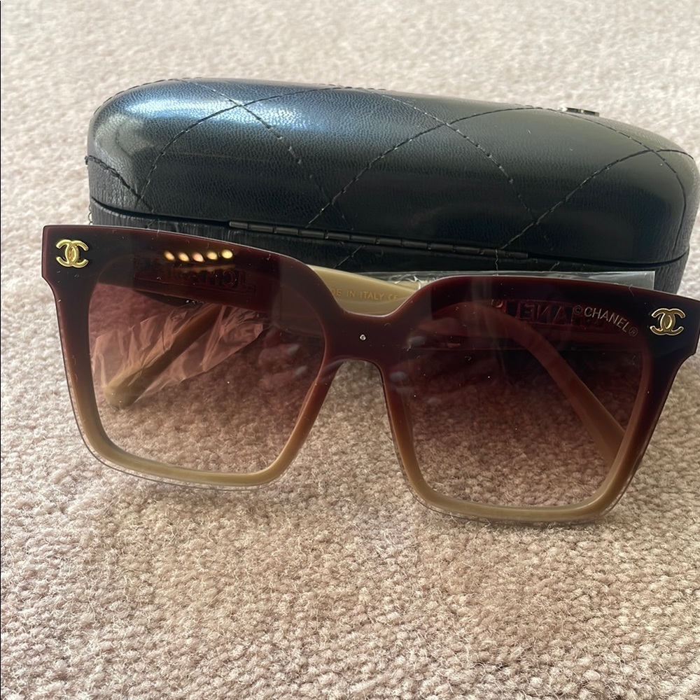 NEW!  Design Inspired Brown Gradient Sunglasses with case